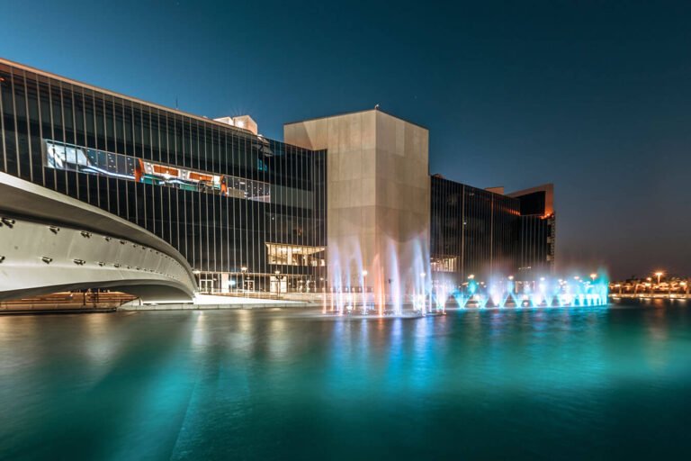 Read more about the article Dilmunia Dancing Fountain Show